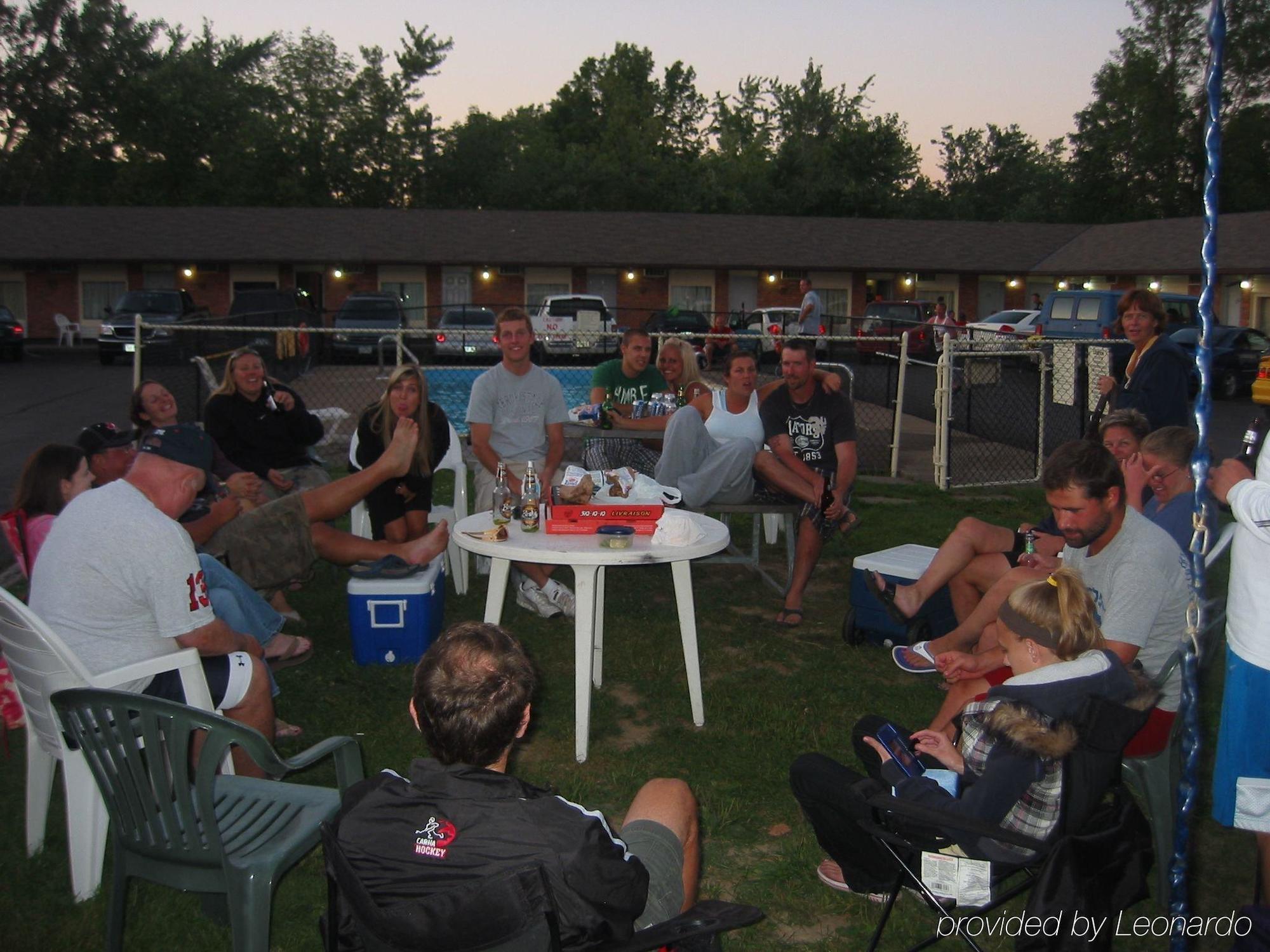 Caravan Inn Niagara Şelalesi Restoran fotoğraf